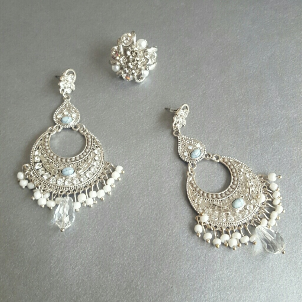 Long Dangling earings with ring Silver